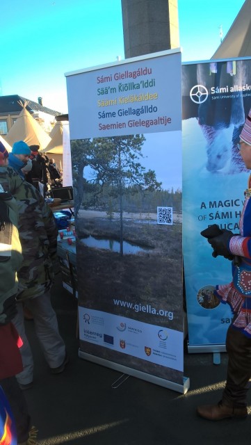 Sámi Giellagáldus Info-tält i Tråante (Trondheim) på torget under Tråante2017 jubileumsveckan